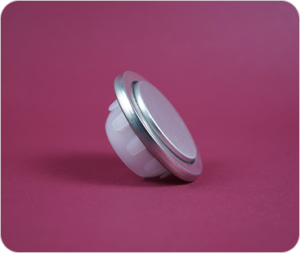 63mm Crimpon with plain aluminium seal Spout Closures